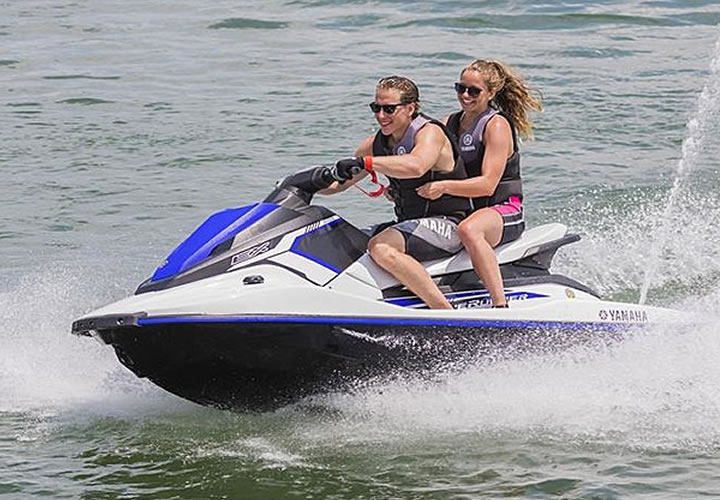 Jet ski experience in Crete with Eye Travel